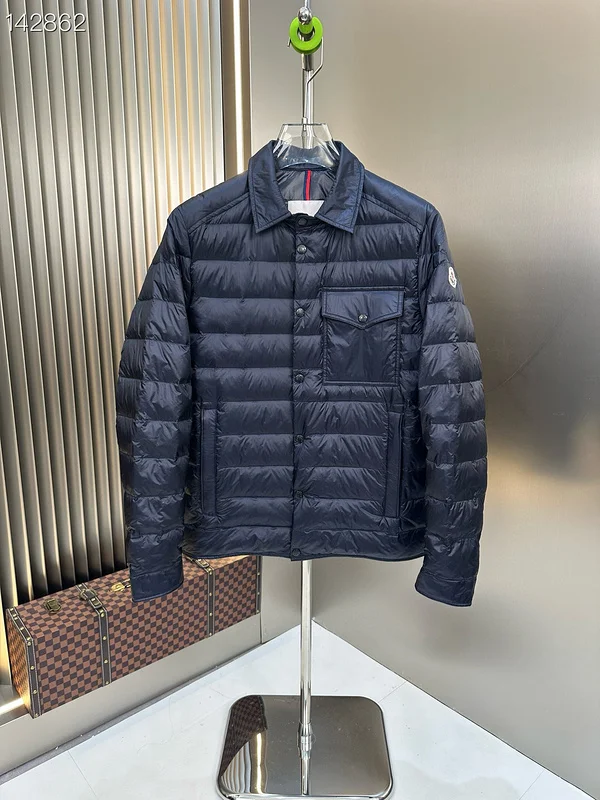 Moncler sz1-5 26yr195 (2)